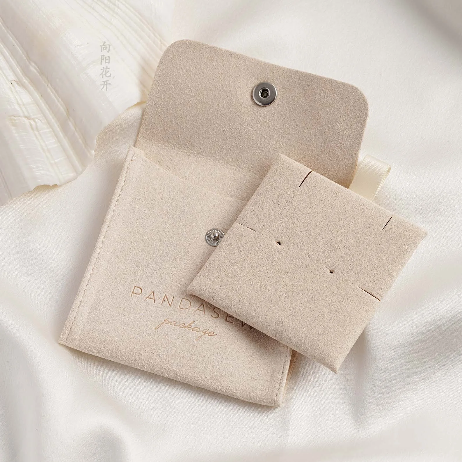 Top Sale Personalized Design No Mold Fee Custom Logo Jewelry Packaging Box Velvet Pouches