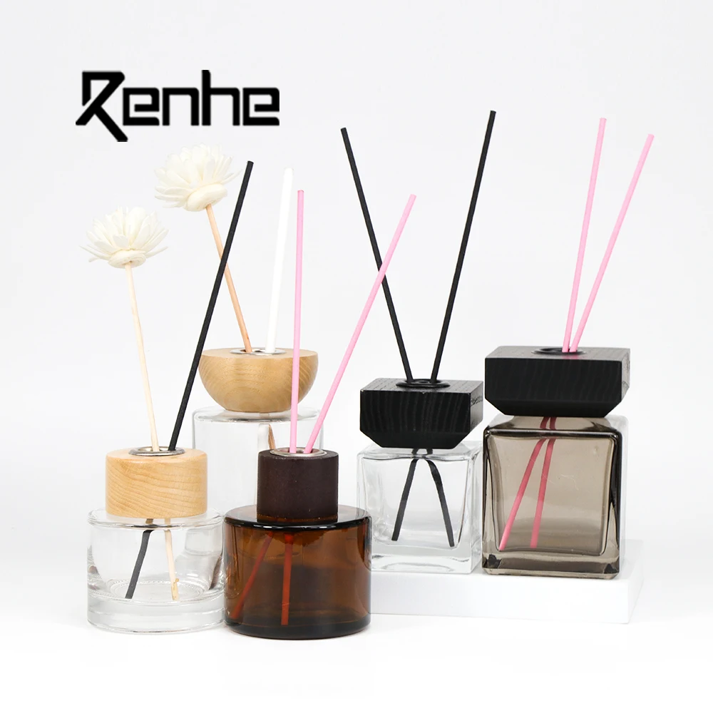 Custom colorful 100ml 150ml 200ml Aromatherapy Empty Oil bottle Reed Diffuser Glass Bottle with wood cap logo color custom