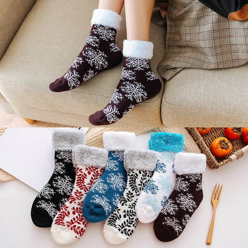 Wholesale Thick Winter Snowflake Jacquard Christmas Pattern Socks Soft Slipper Floor Socks