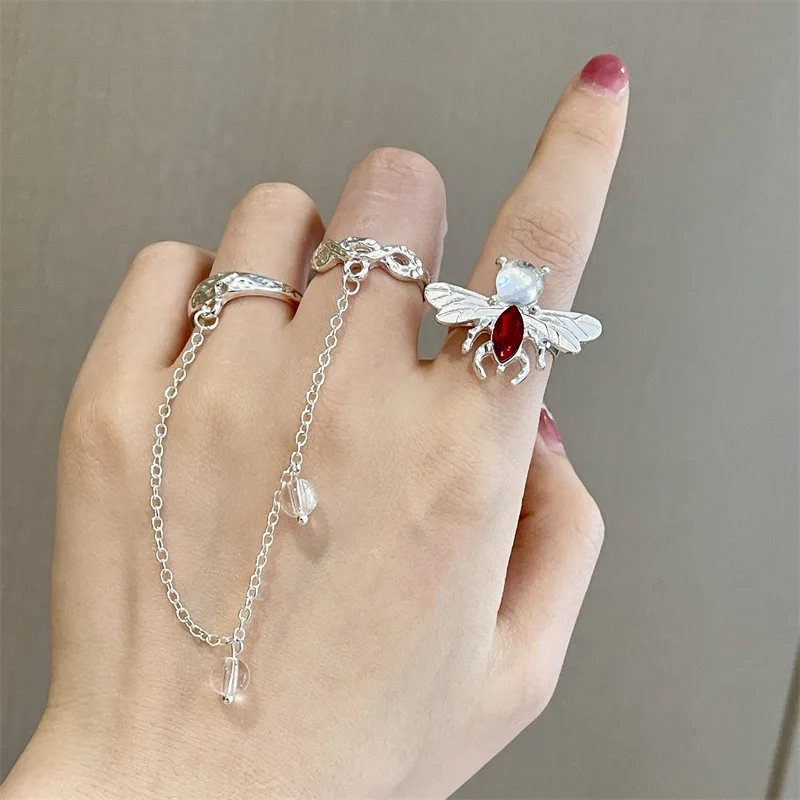 JUHU 2022 Cute Two-piece combination niche design small bee shape open ring simple pearl tassel alloy tide ring