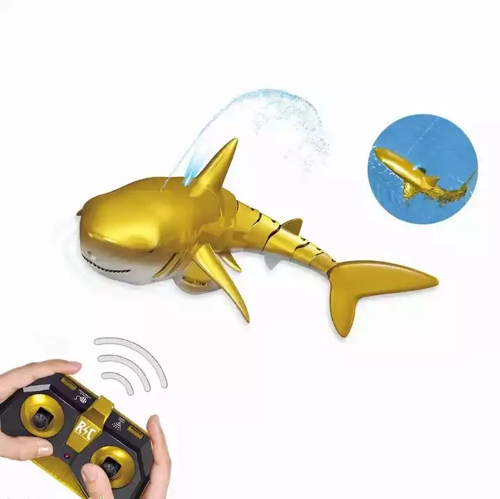 Wholesale Popular 2.4g Simulation Spray Shark With Jet Water Swimming Fish Animal Toy Hobby Remote Control Rc for Kids Rc Shark