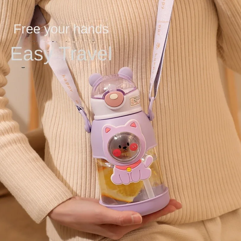 Cute Design Cartoon plastics Water Bottle Kids 700ml Water Bottles Cup With Strap And Straw Outdoor Student Cup