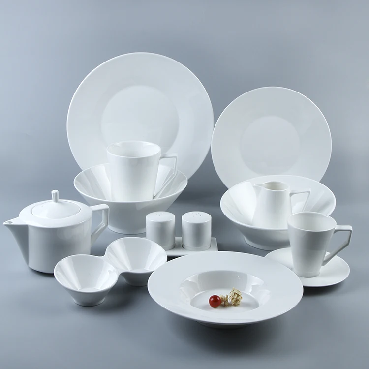 Wholesale cheap bulk hotel restaurant ceramic porcelain white salt pepper shakers set