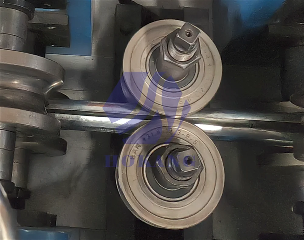 Customized Metal Pipe Making Machine Tube Forming and Hf Welding Machine Tube Production Line Iron Pipe Making Machine