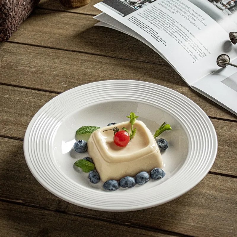 Solid color Nordic-ins style ceramic straw hat plates with a tasteful and exquisite Western meal pasta plate dessert plate