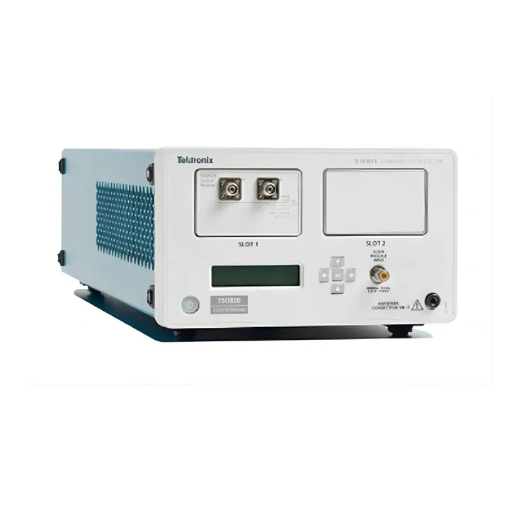 30 ГГц 4-канальный 300 КС/С осциллограф для отбора проб 8 серий Tektronix