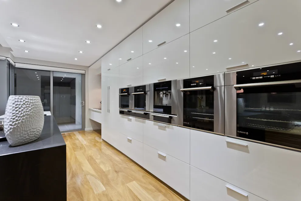 Aluminum Hanger Wood Color Open Wardrobe walk in closet bedroom furniture with LED Light