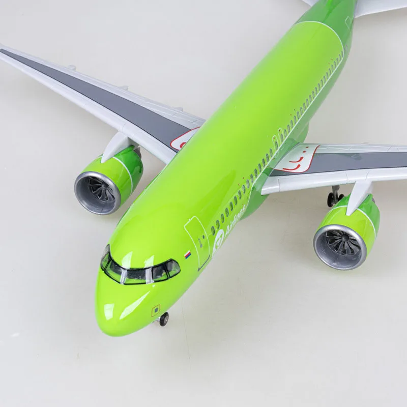 1/80 Scale 47CM Siberian Airlines Airbus A320neo Aircraft Model Civil Aviation Passenger Aircraft Simulation Decoration Gift