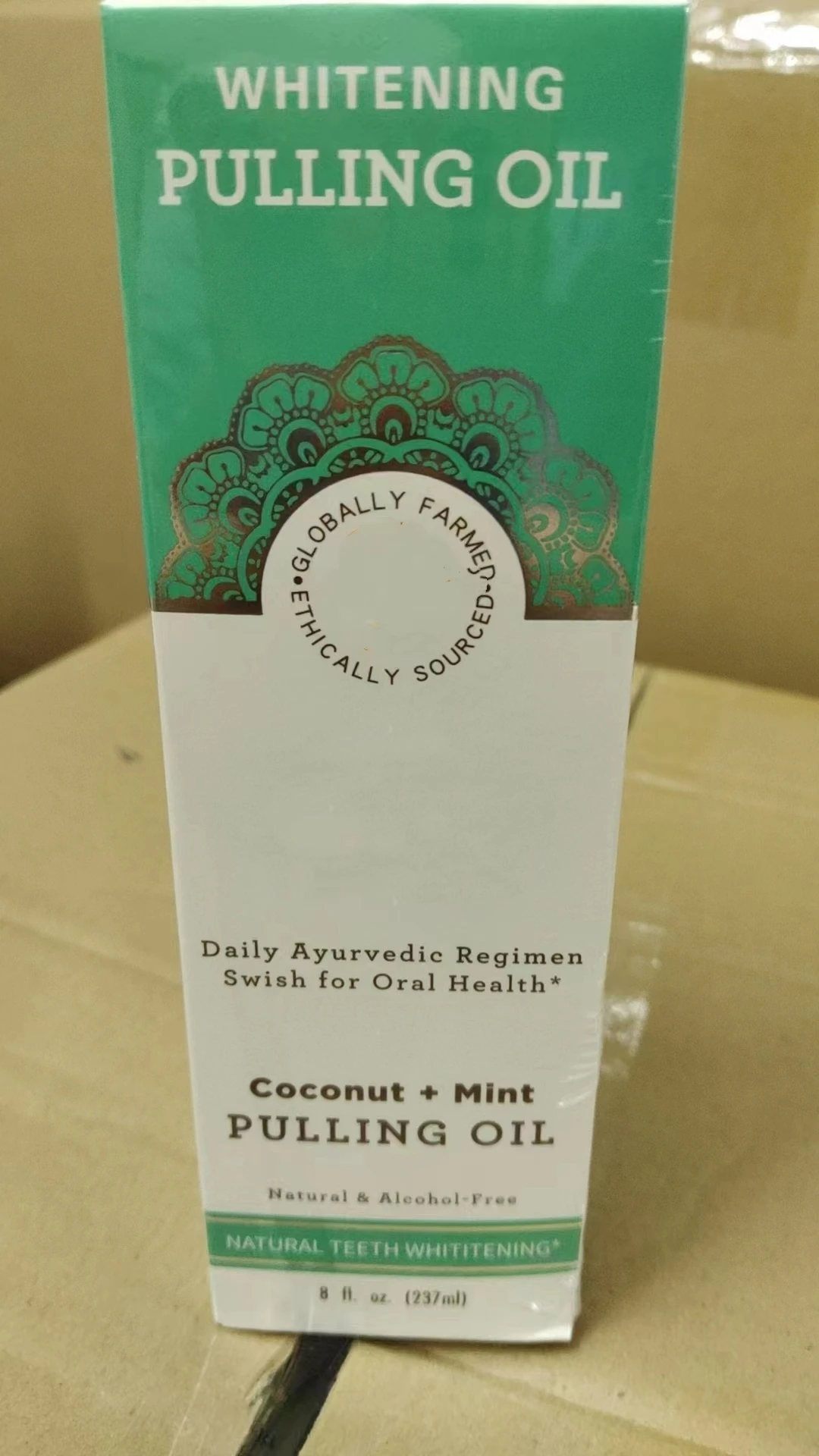 GuruNanda  whitening coconut mint pulling oil 237ml