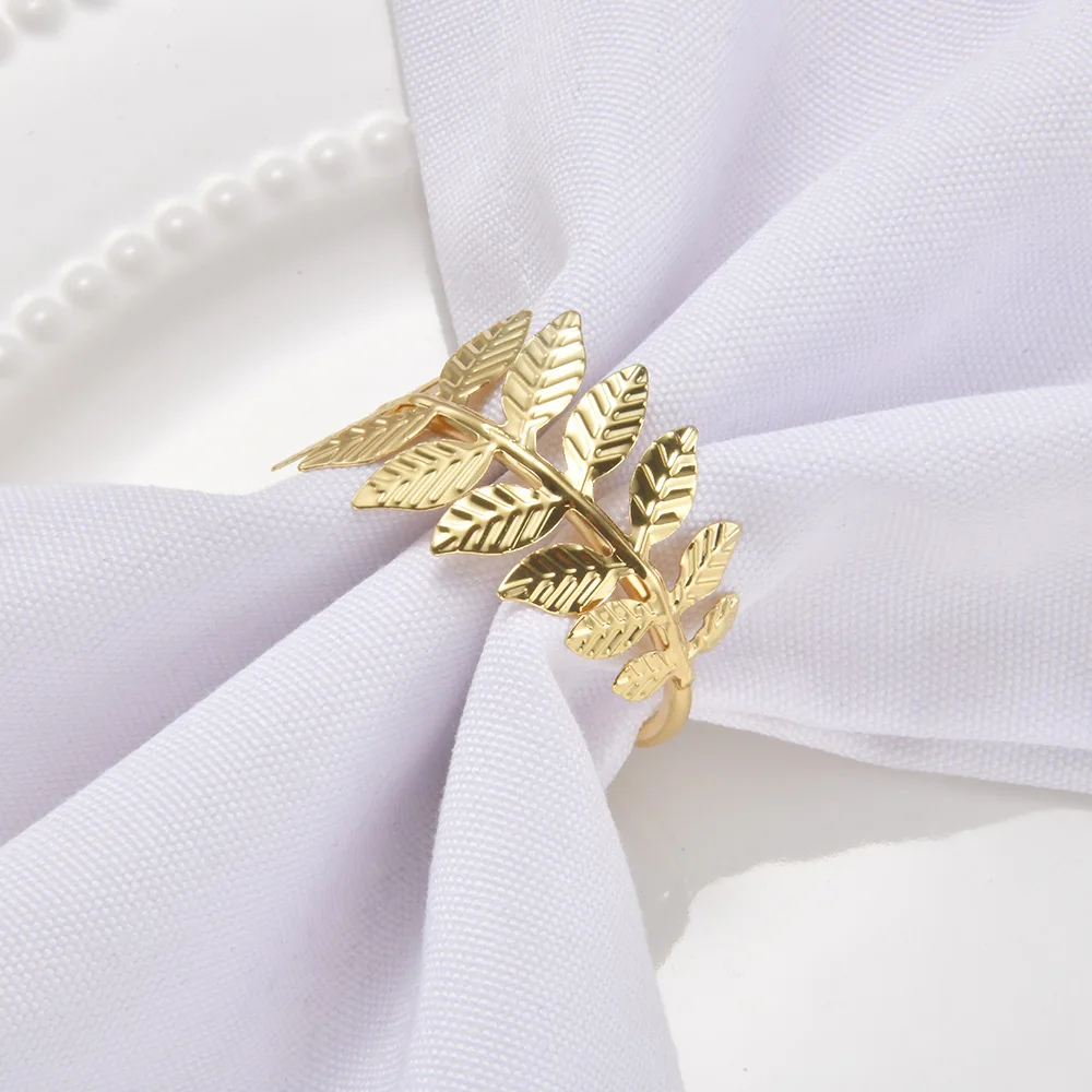 Golden Simple Metal Napkin Ring Creative Hotel Full Circle Simulation Leaves Napkin Buckle Patent Luxury Flower Weddings Special