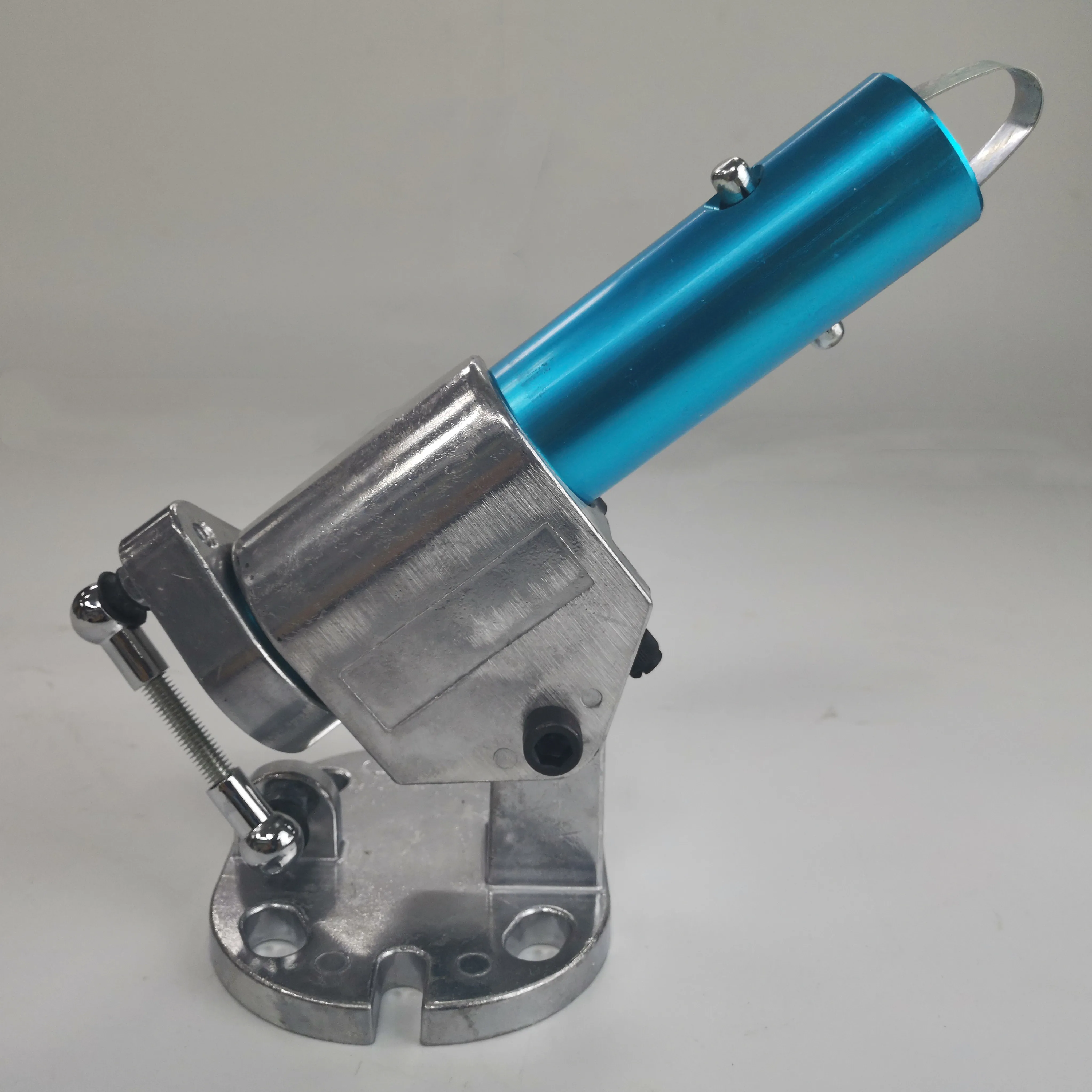 Builder Tools Rock Adjustable Bull Float Bracket