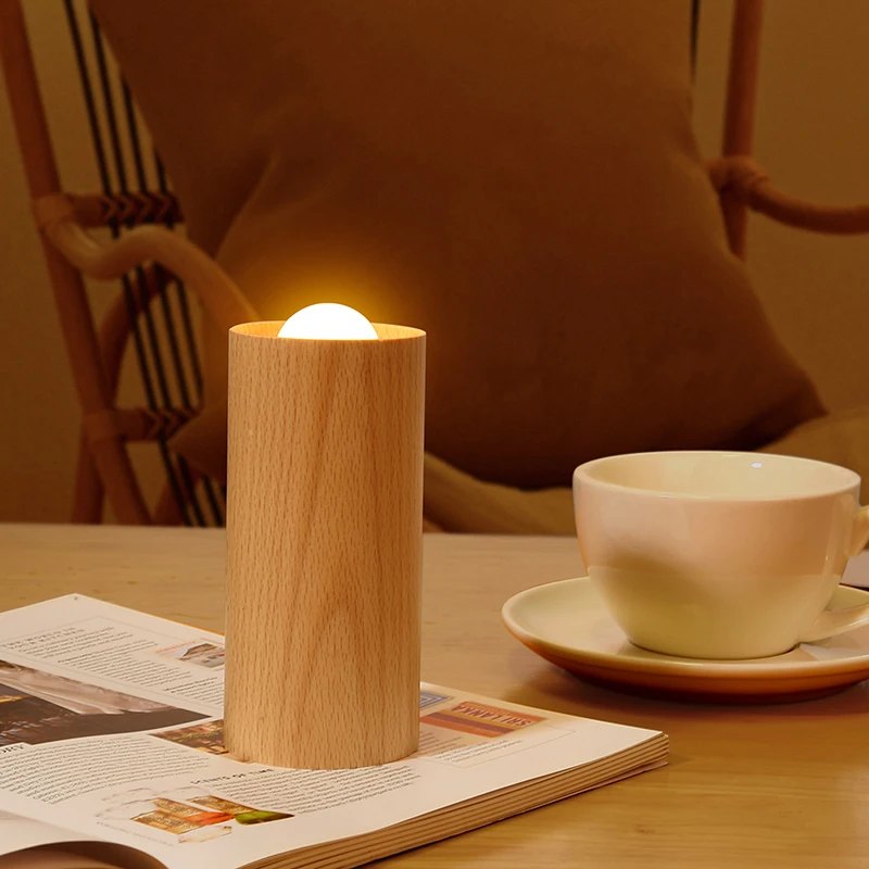 Hot Selling Factory Direct LED Electronic Christmas Candle for Home decorative table lamp safe and smoke-free candle warmer lamp