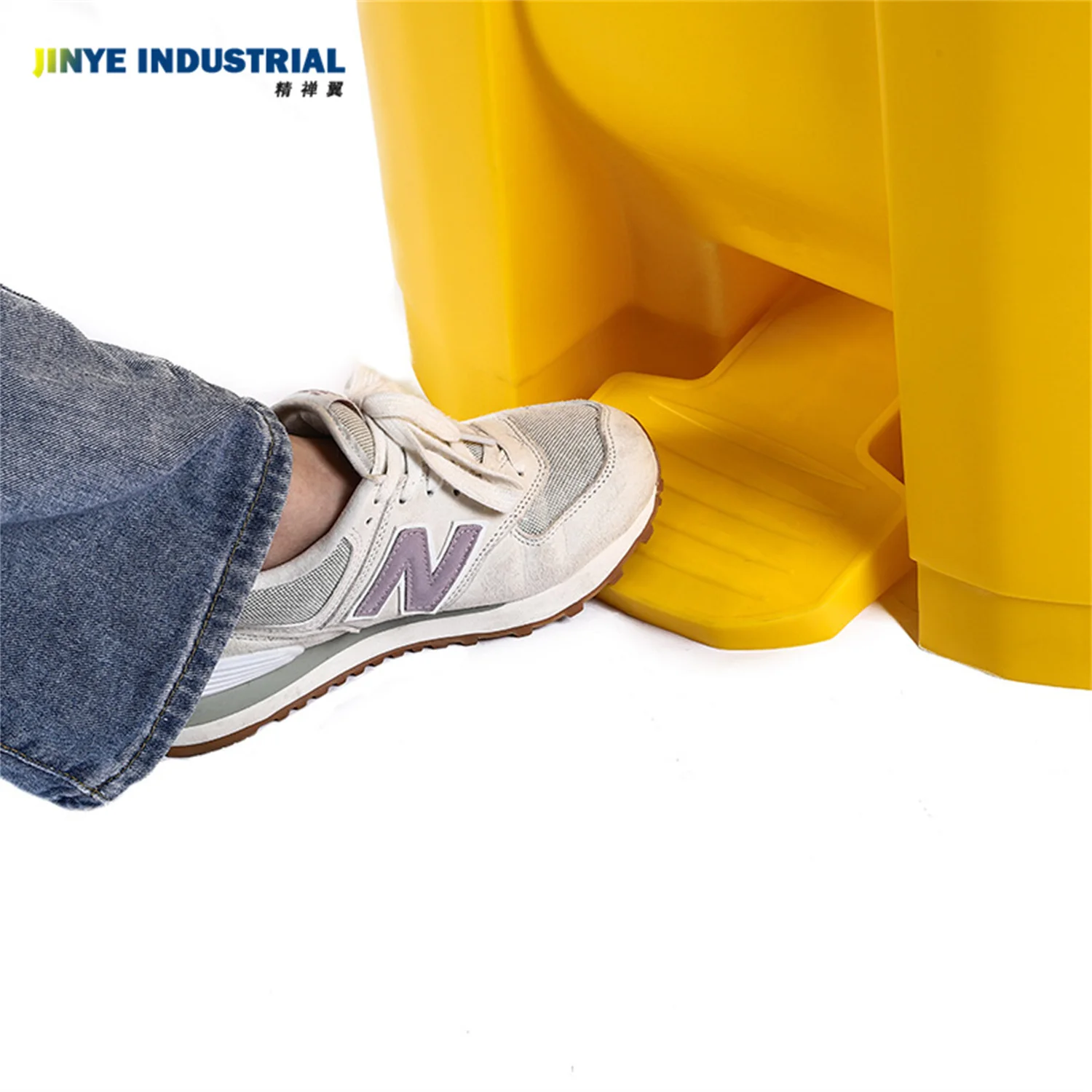 15L 25L 30L 40L 50L Hospital Pedal Trash Bin Recycling Medical Waste Containers