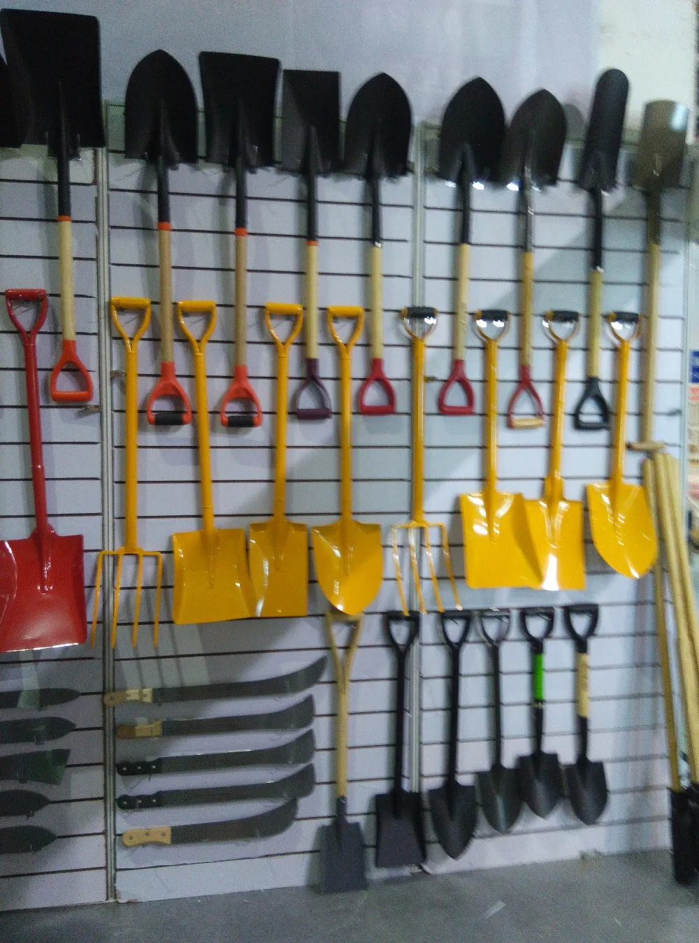 shovel S512MBY to nigeria market----tangshan rail steel shovel