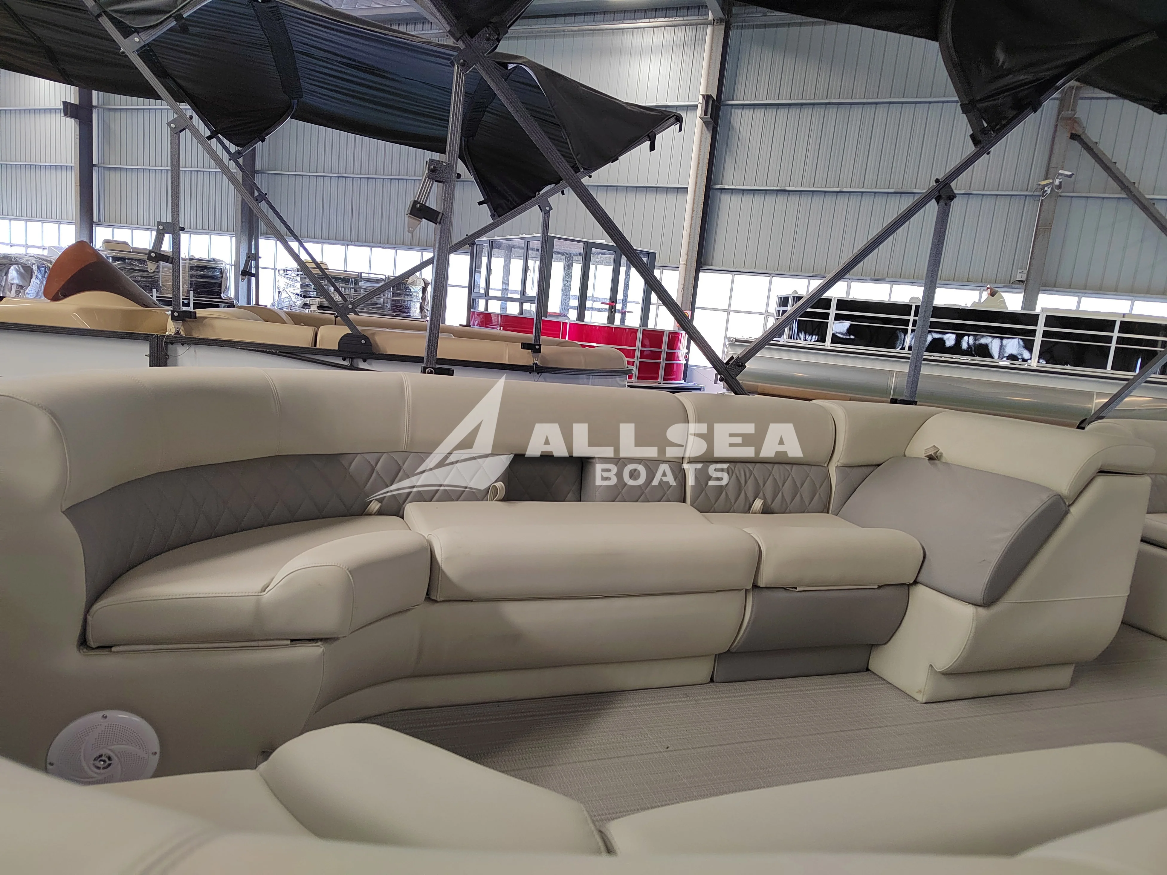 High quality 25ft 7.6m welded aluminum luxury customized colors happy Parent-child time safe pontoon boat with soft sofa