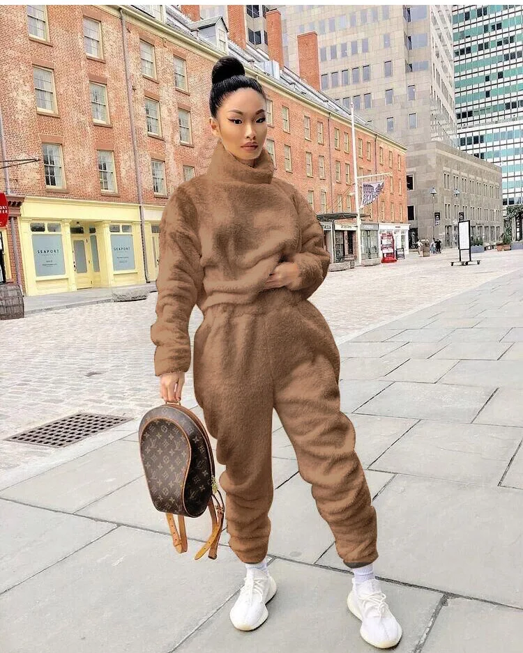 Winter 2021 women fashion stand collar velvet tracksuit coats jackets casual sweat suit fall clothing two piece pant set