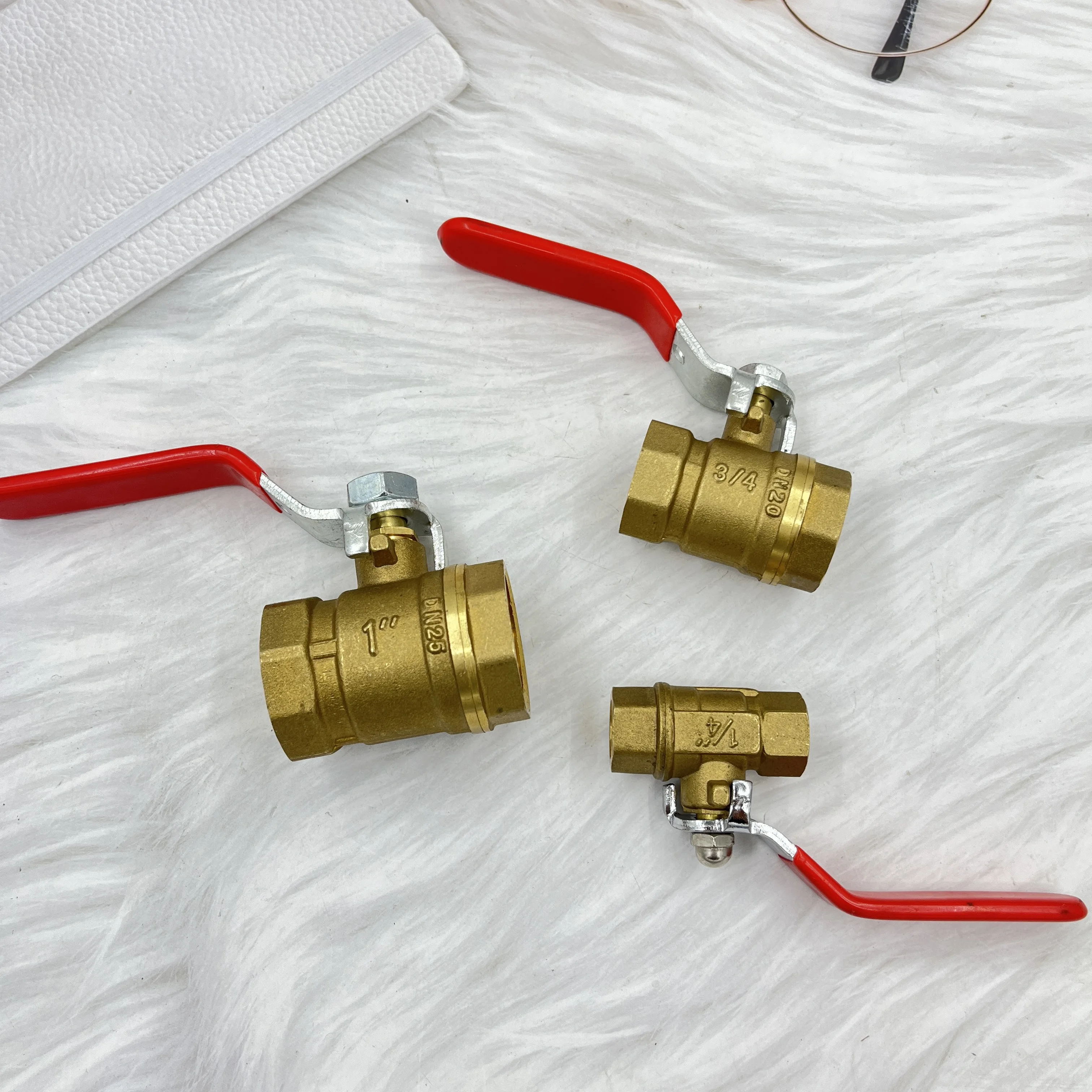 Brass ball valve inside screw switch Full diameter water pipe valve switch