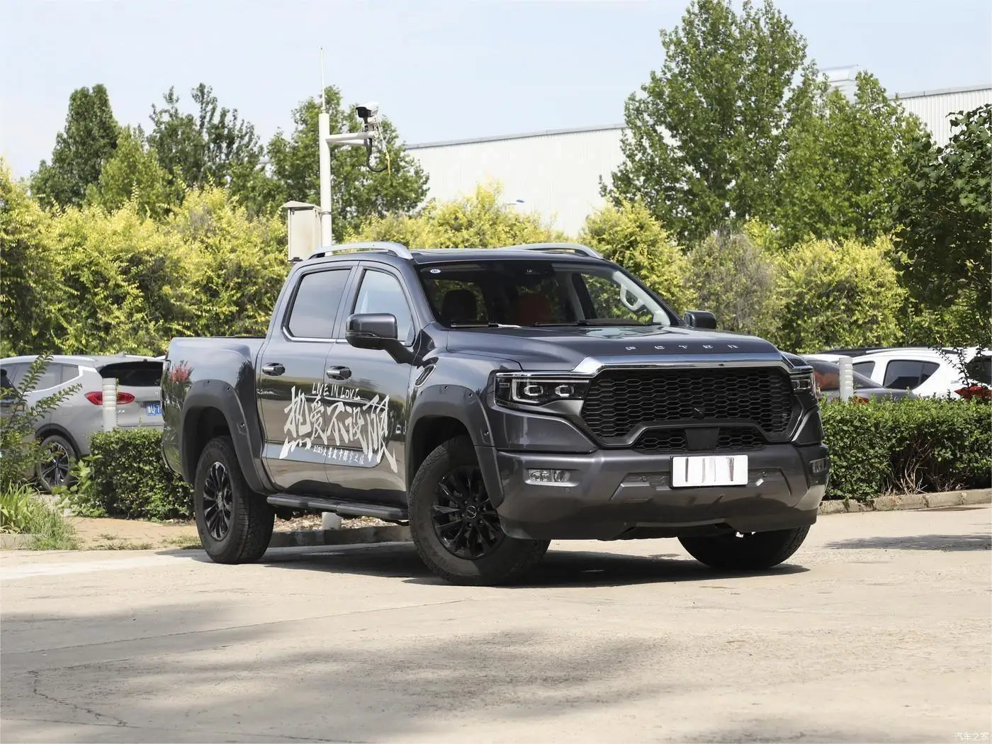 New Chinese pickup truck Foton Spark 2023 Mars 9 2.0T diesel automatic four-wheel drive standard axle flagship version