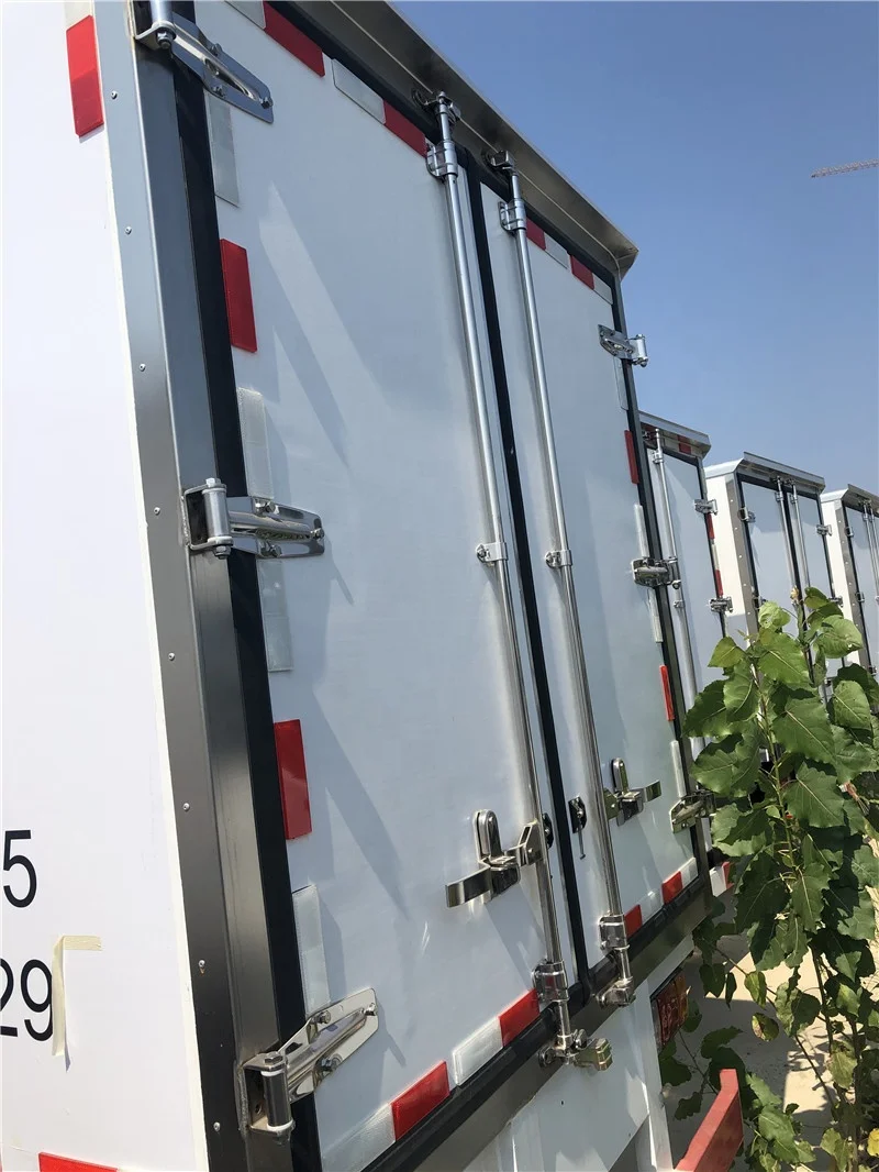  РЕФРИЖЕРАТОРНЫЙ грузовик 4x2 JAC RHD 5