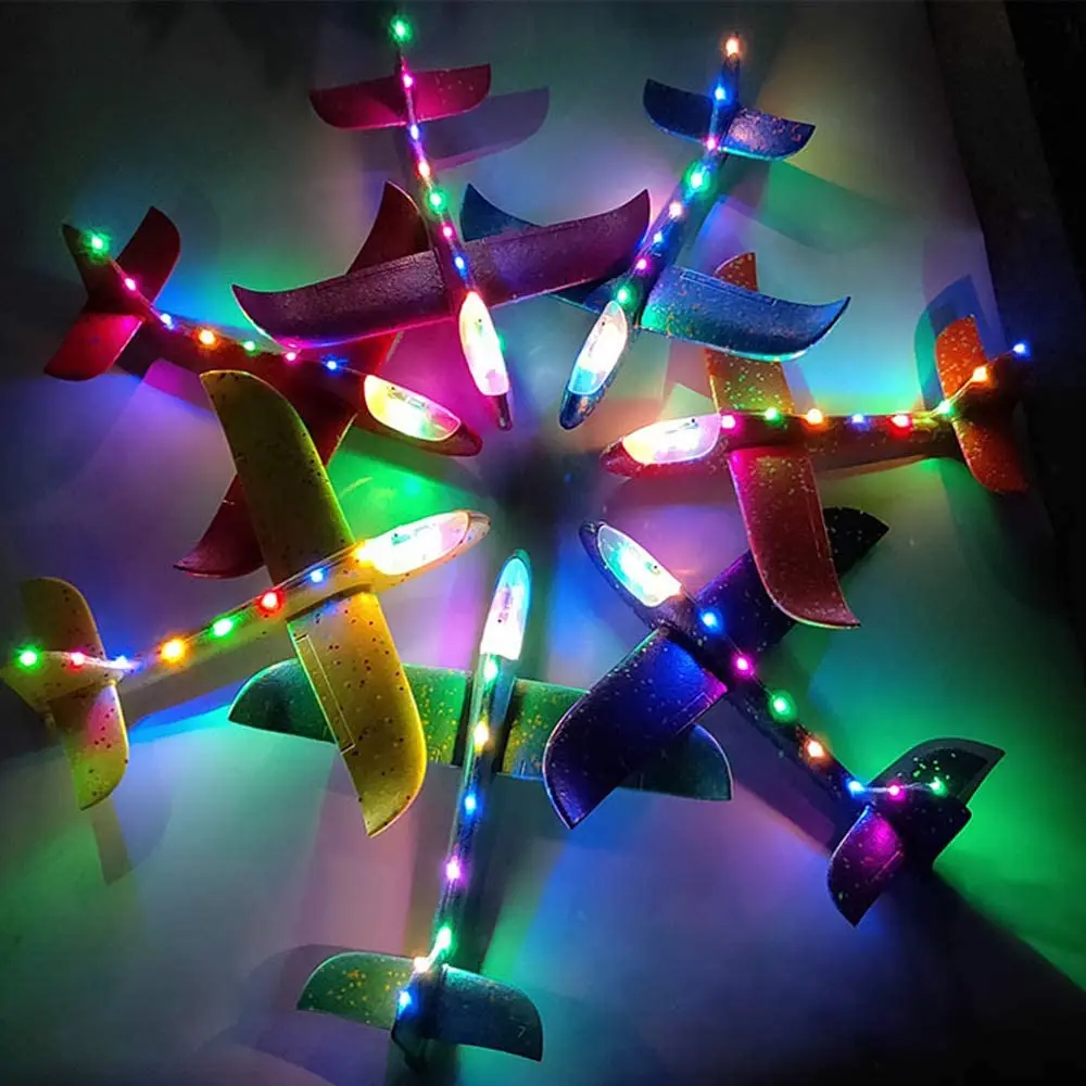 Опт 48 см пенопласт EPP самолет ручной бросок самолет со светодиодным освещением наружные игрушки четыре цвета смешивания