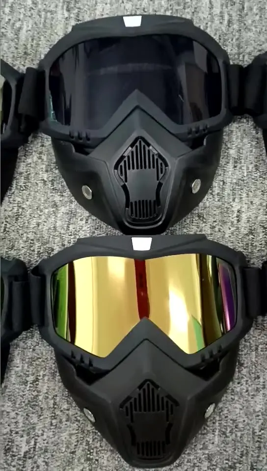 Защитная маска для лица в стиле ретро