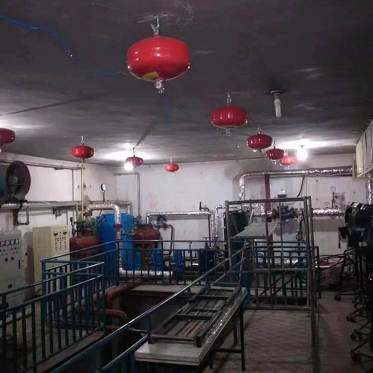 6kg ABC Dry Powder Fire Extinguisher Automatic Stored Pressure Fire Ball EN3 Certificate Hanging Type Steel Material Foam Agent