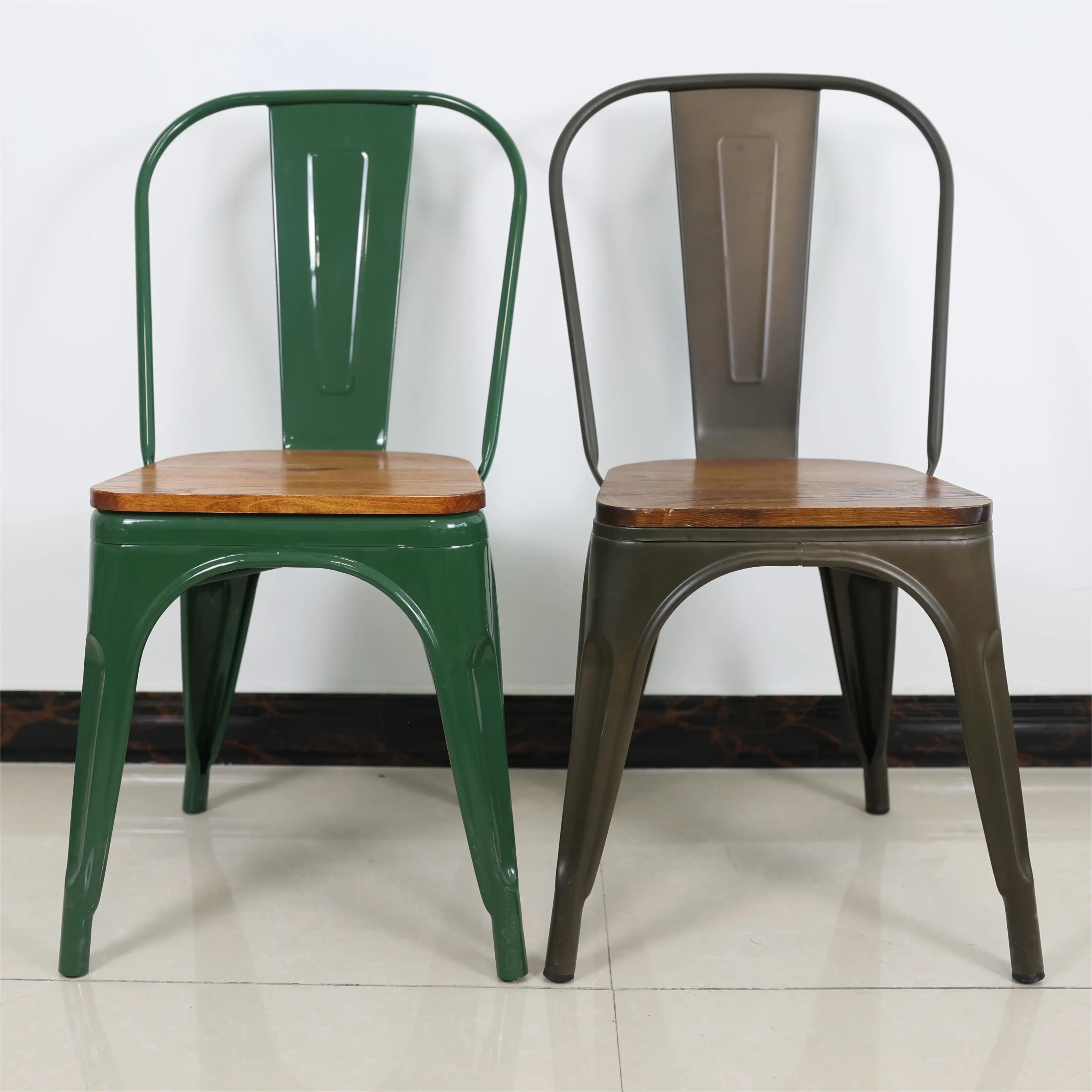 Лидер продаж современные дизайнерские недорогие столовые стулья из полипропилена деревянные ножки пластиковые обеденные кухонные для дома