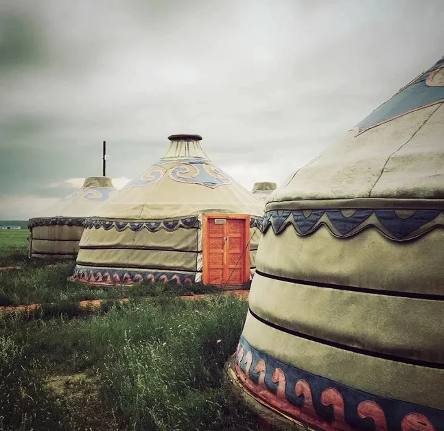Painted Steel Frame Structure Mongolian Ger Yurt Tent
