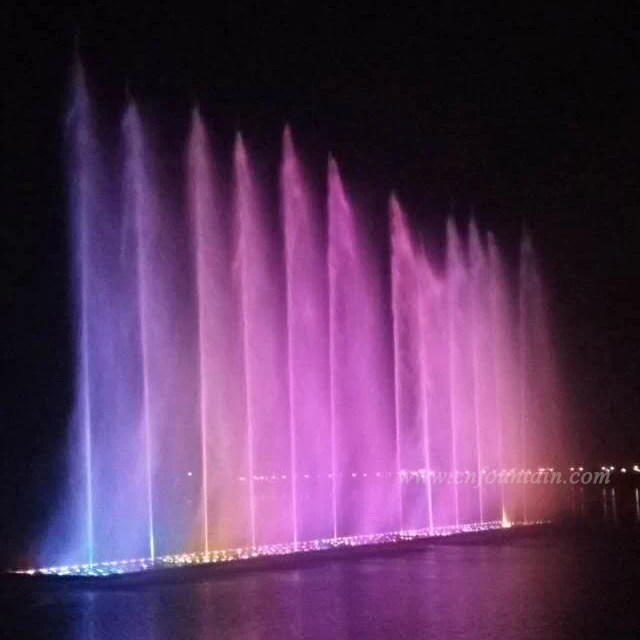 China Large Lake Floating Music Water Fountain In Cultural Tourism Zone Liuding Mountain