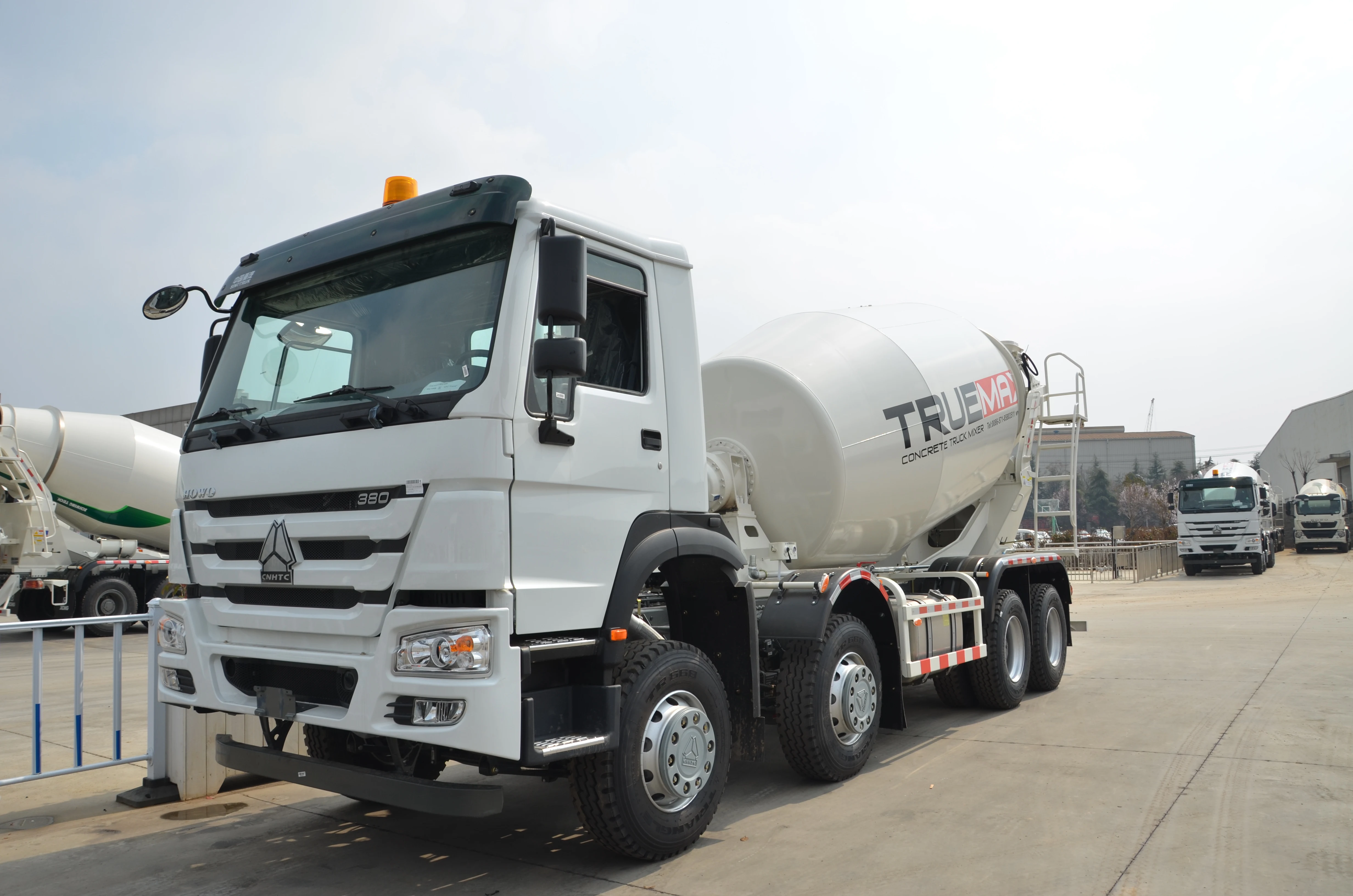 12 cubic concrete mixer truck/ concrete transit mixer