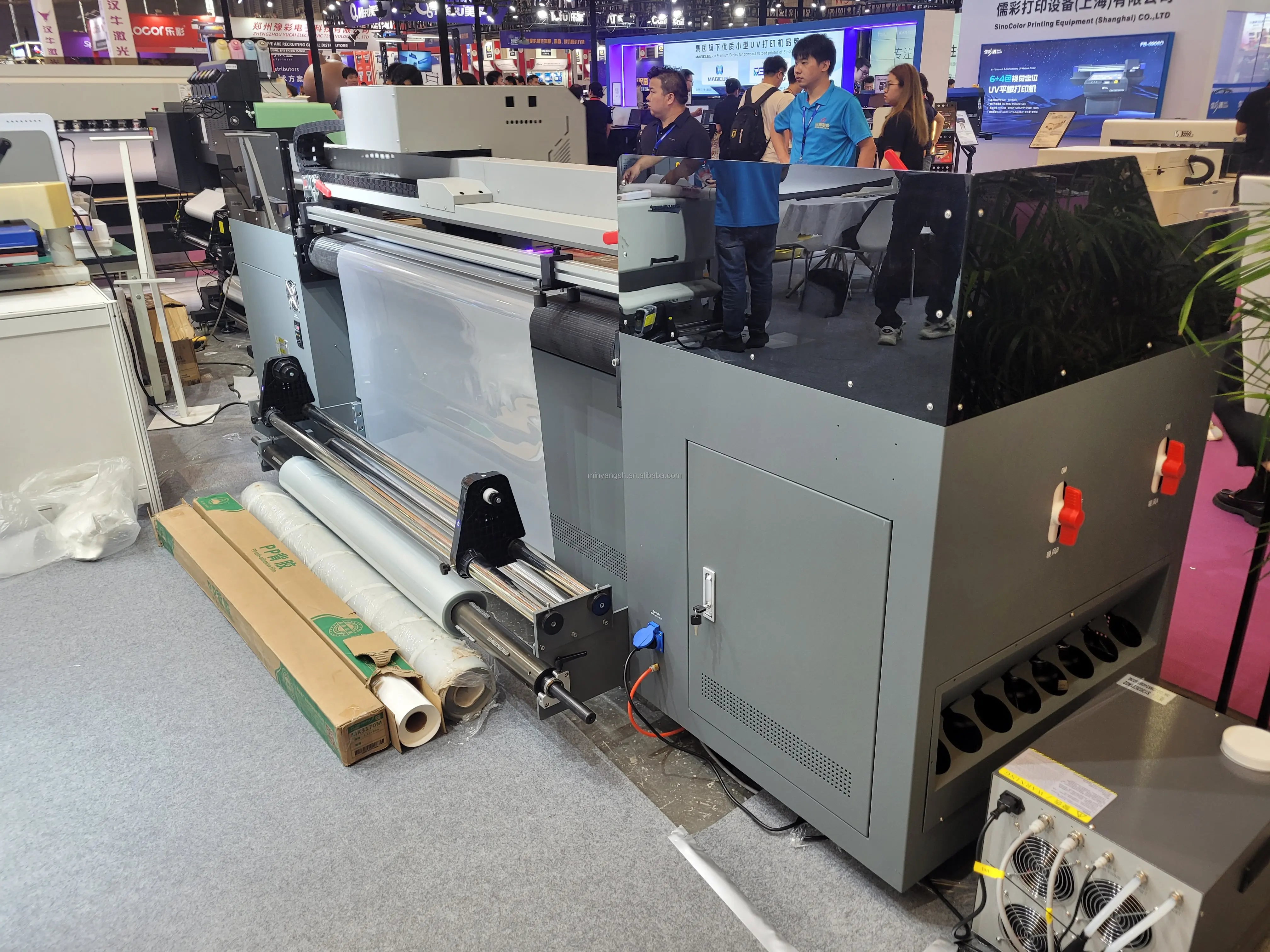 Infiniti FY-1800H 1800mm challenger digital uv hybrid bed roll to roll printer with I3200 E1 printheads