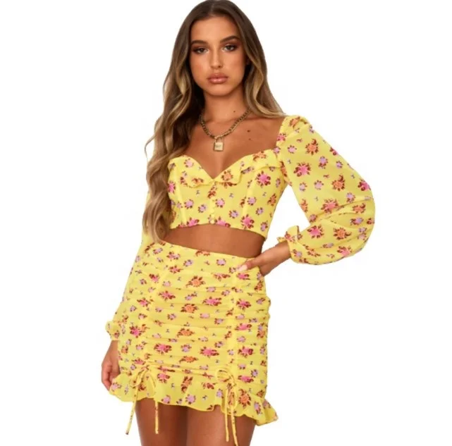 Fashion New Floral Chiffon Wood Ear Skirt Ppen Back Lantern Sleeve Long Sleeve Pleated Skirt Suit