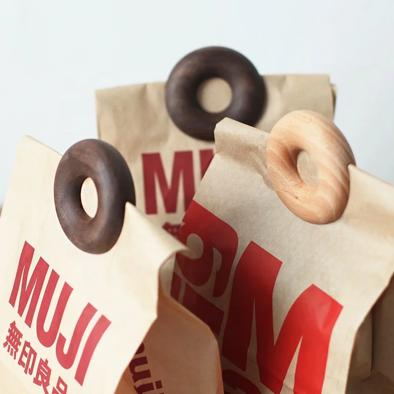 Creative wooden doughnut sealing clip Snack sealing clip Solid wood mouth sealer for household food packaging