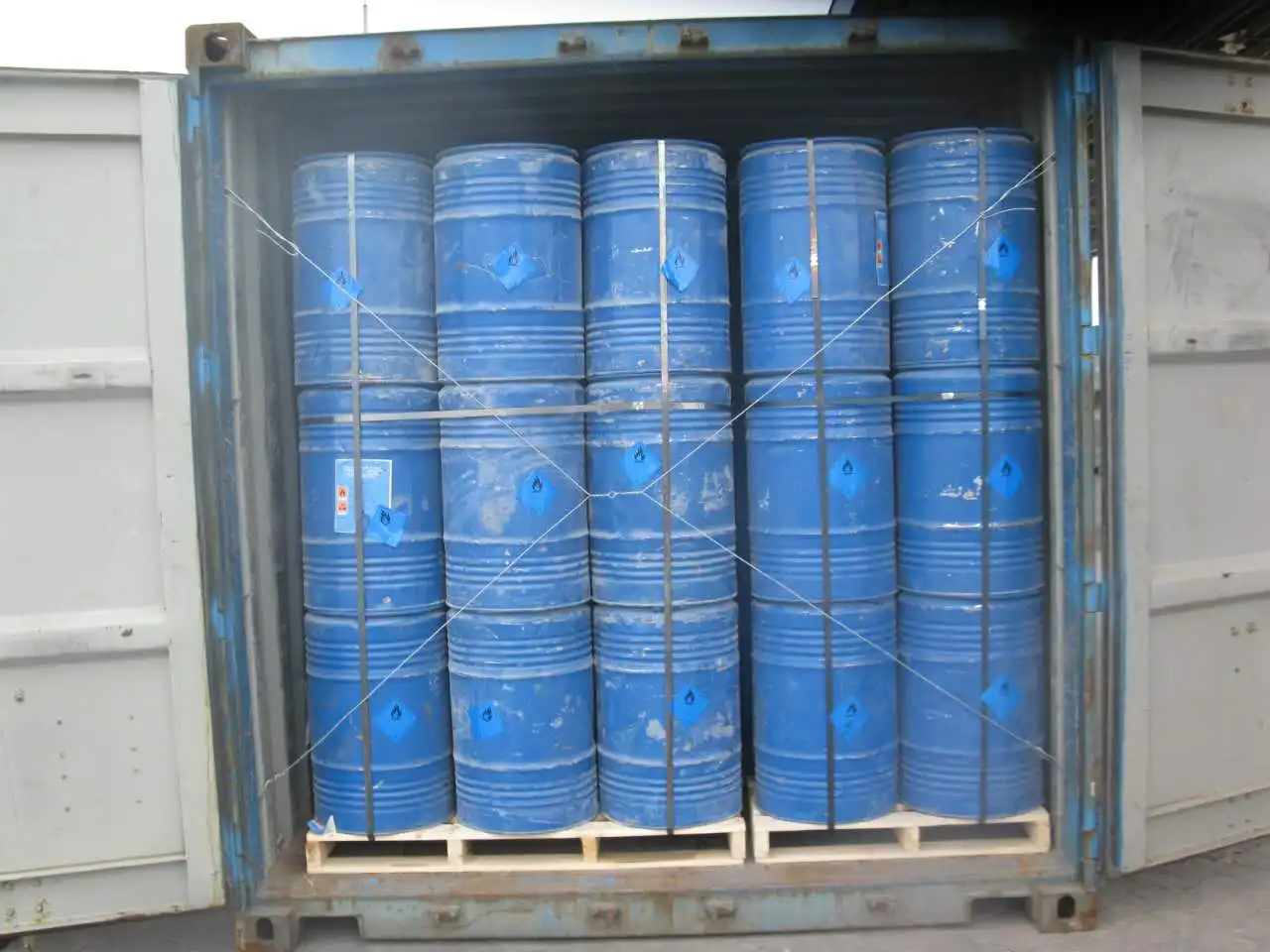 18.Calcium carbide stone hot sale product high purity /calcium carbide factory/  China calcium carbide 50-80 mm price 100 gram