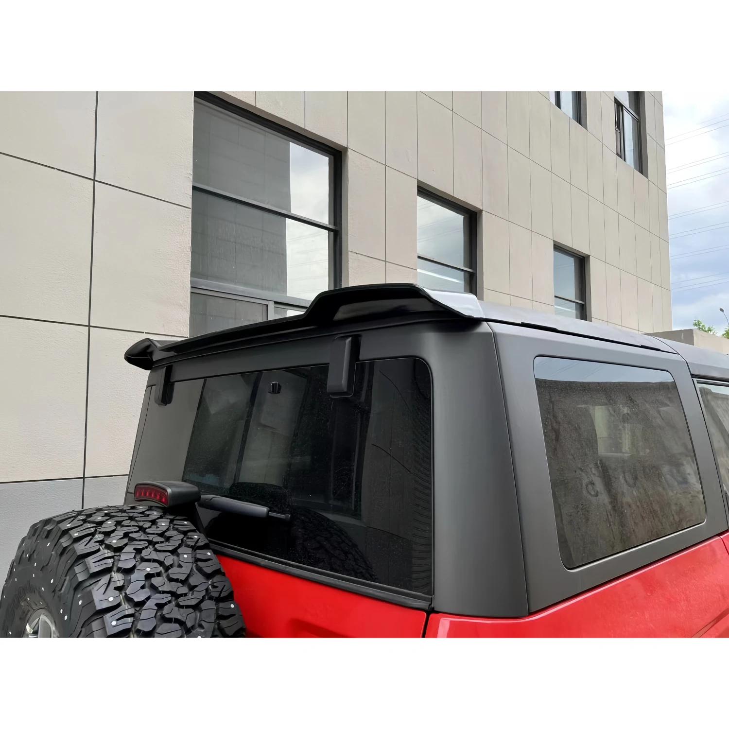 Высокое качество ABS задний спойлер на крышу автомобиля крыло багажника Замена хвостовой части подходит для Ford Bronco 2021 2022 2023