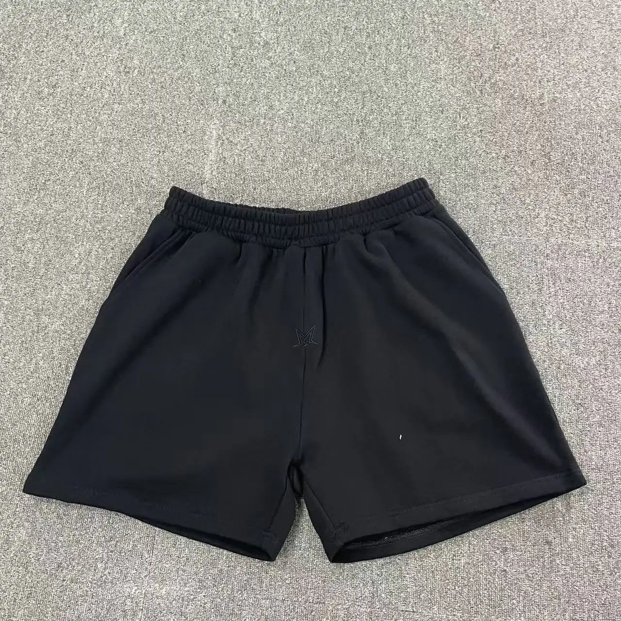 Custom embroidery sports casual shorts Black wide leg elastic shorts French terry no drawing pocket shorts