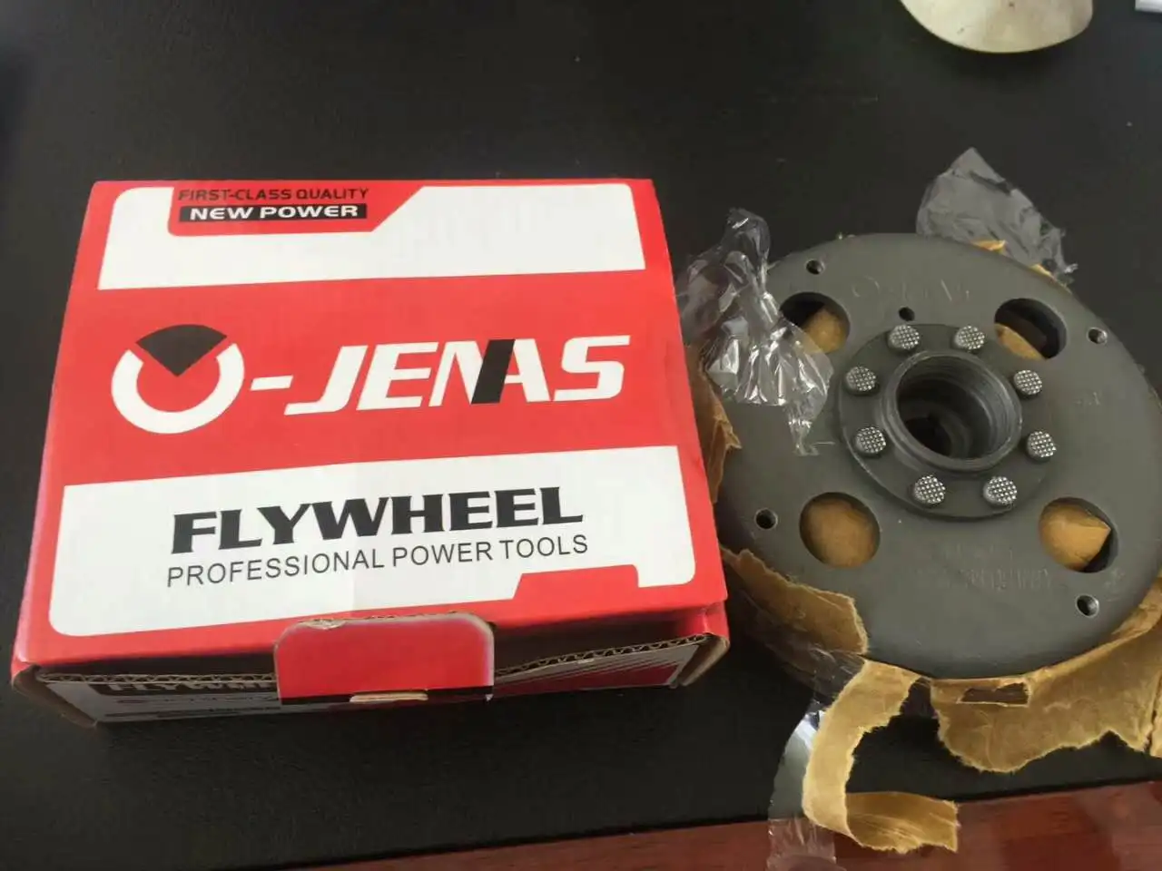 Good quality chainsaw spare parts gasoline chainsaw 070 105cc Flywheel