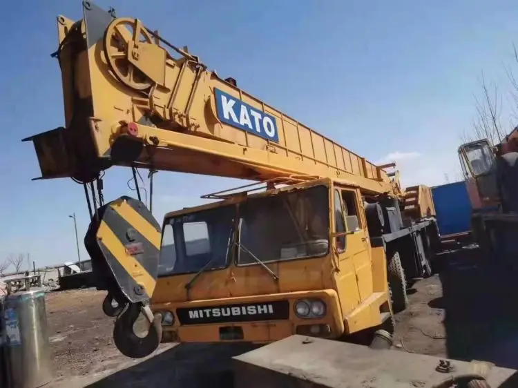2008  Used  Truck  Crane  Telescopic Boom all terrain 80 TON  truck crane  Kato NK800 E for Sale
