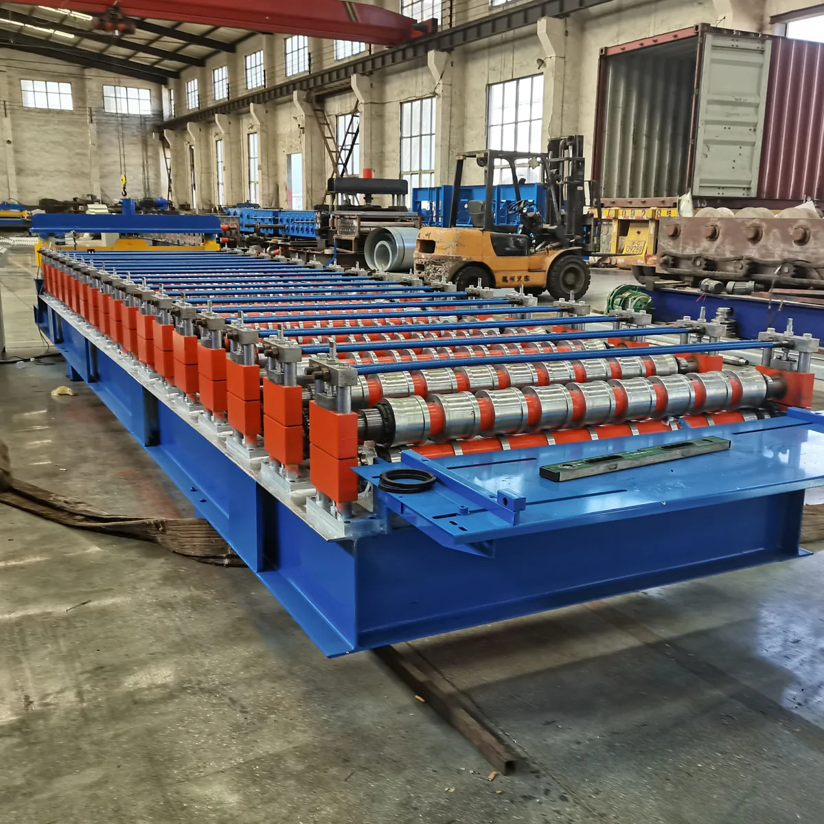 Hot Selling Quality Rib type roofing sheet roll forming machine
