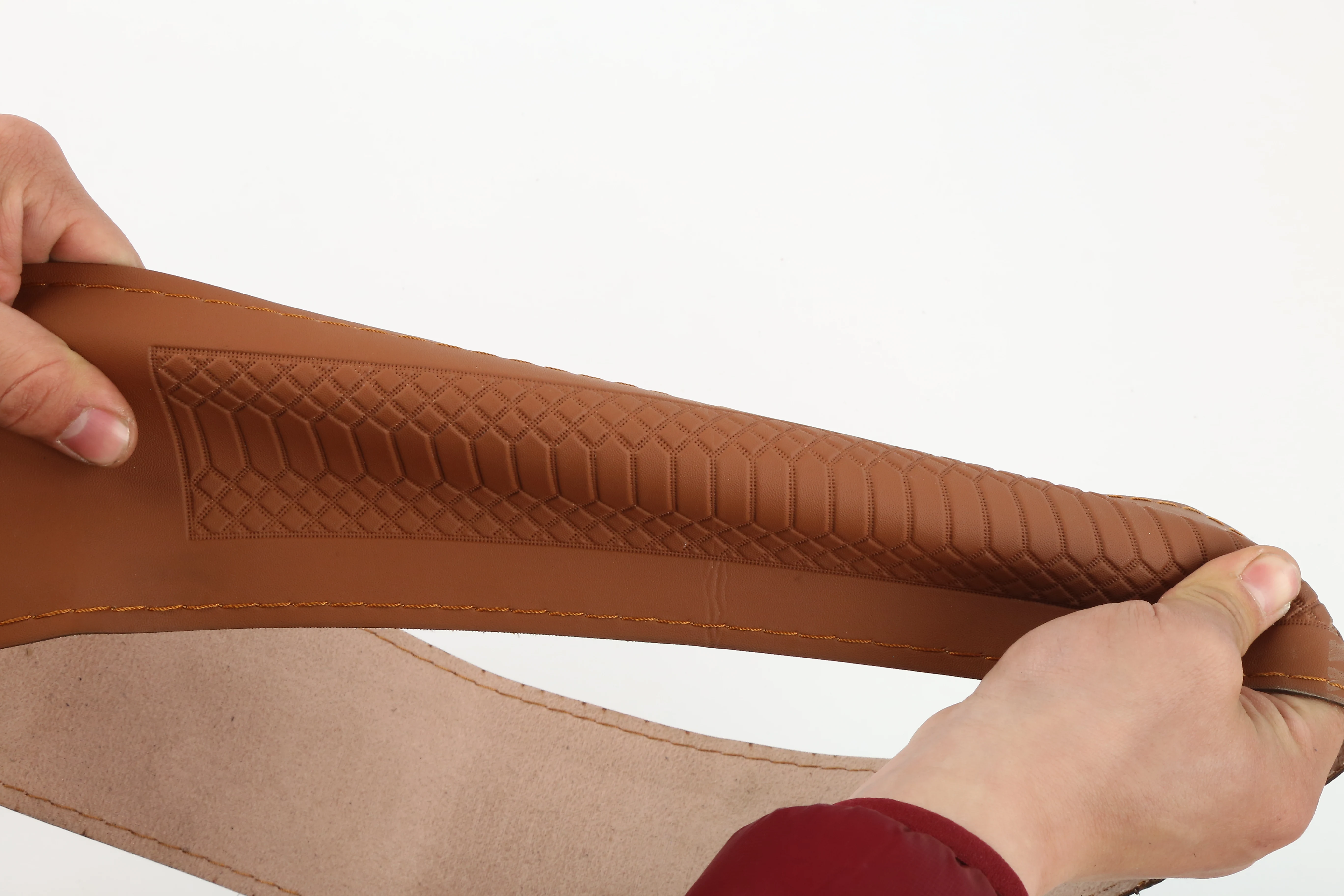 Fashionable universal leather steering wheel cover leather hand sewing steering wheel cover