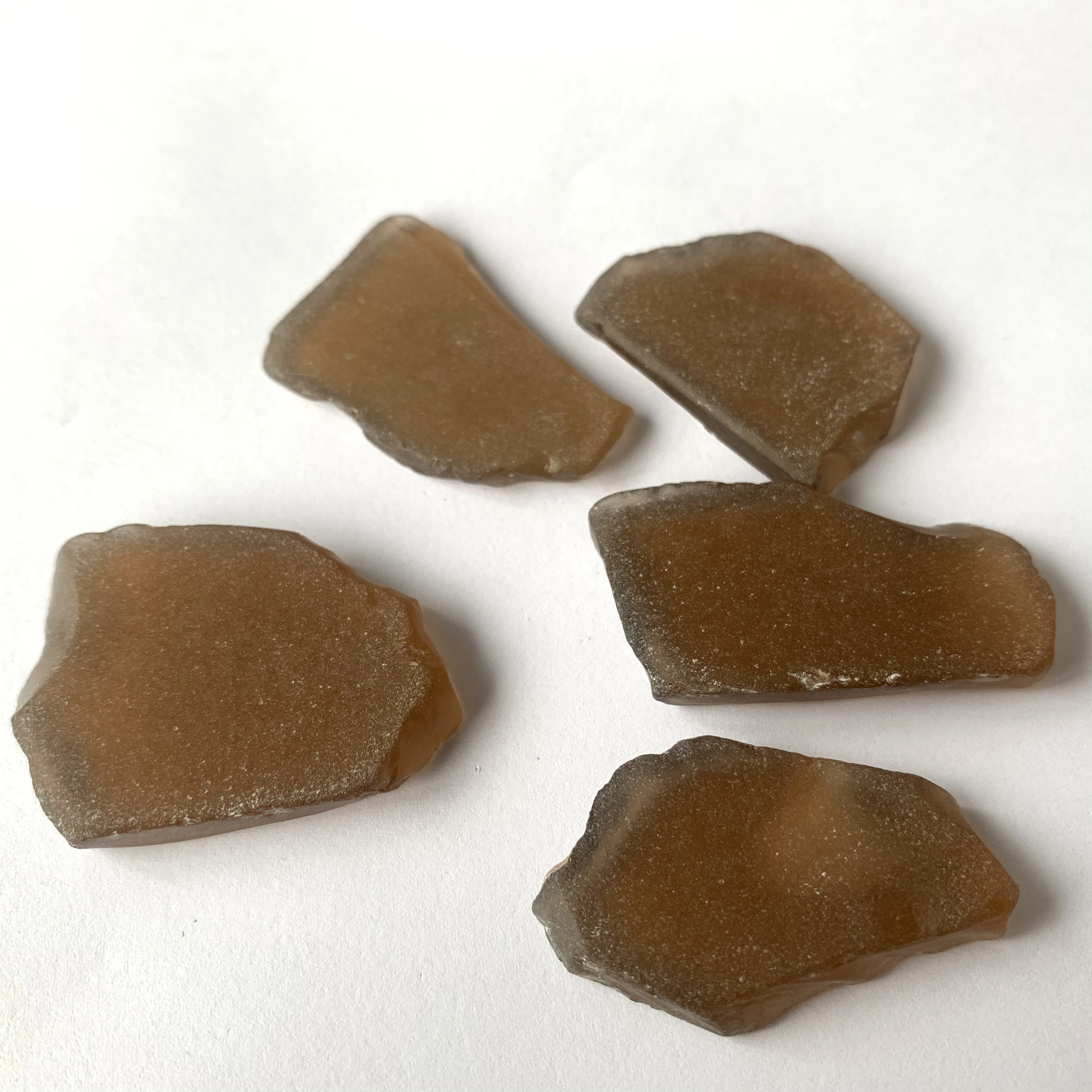 Factory price  block tumbled  frosted flat sea glass sky blue for mulch gabion courtyard landscaping decoration aquarium