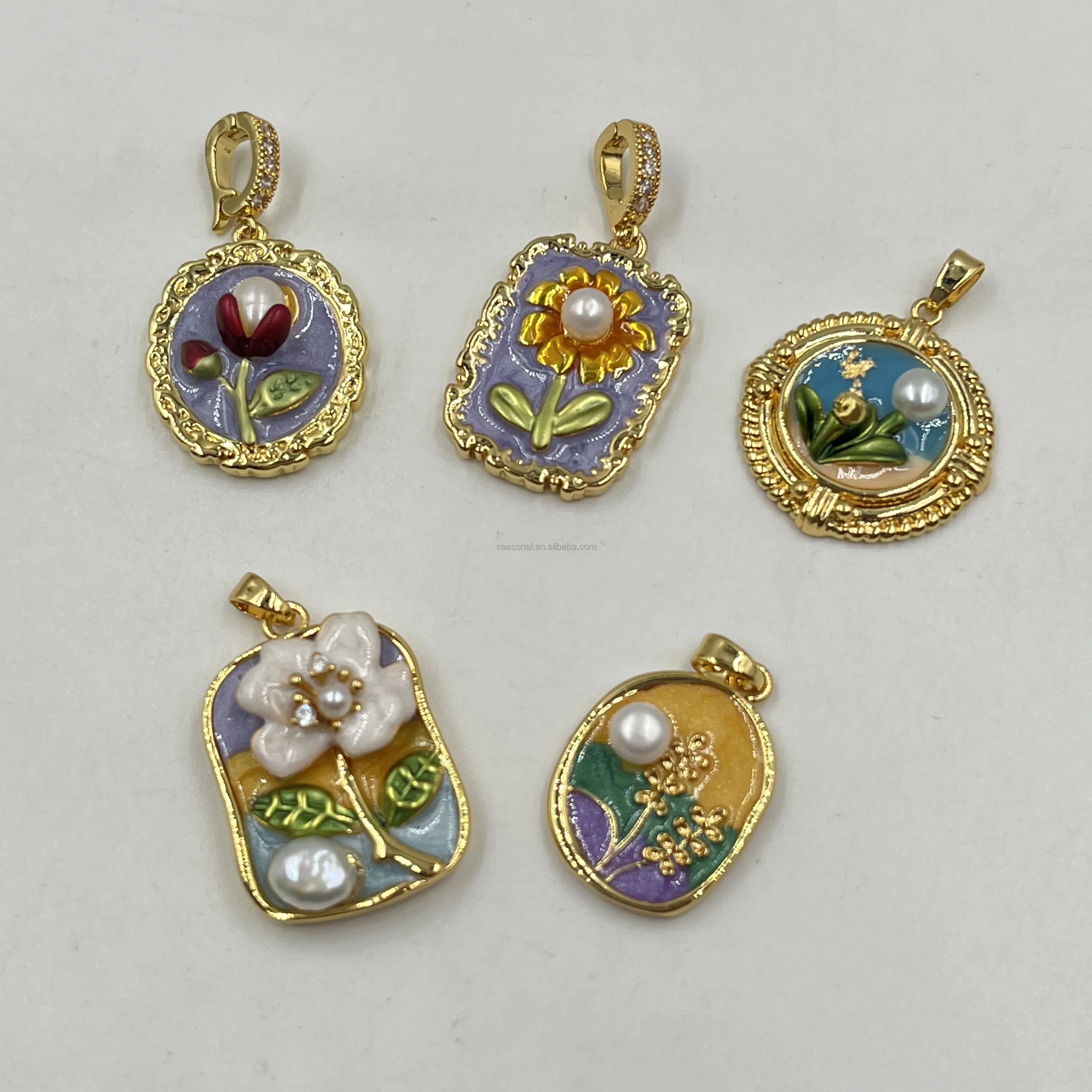 Vintage oil painting style necklace pendant metal necklace flower pearl DIY fashion jewelry