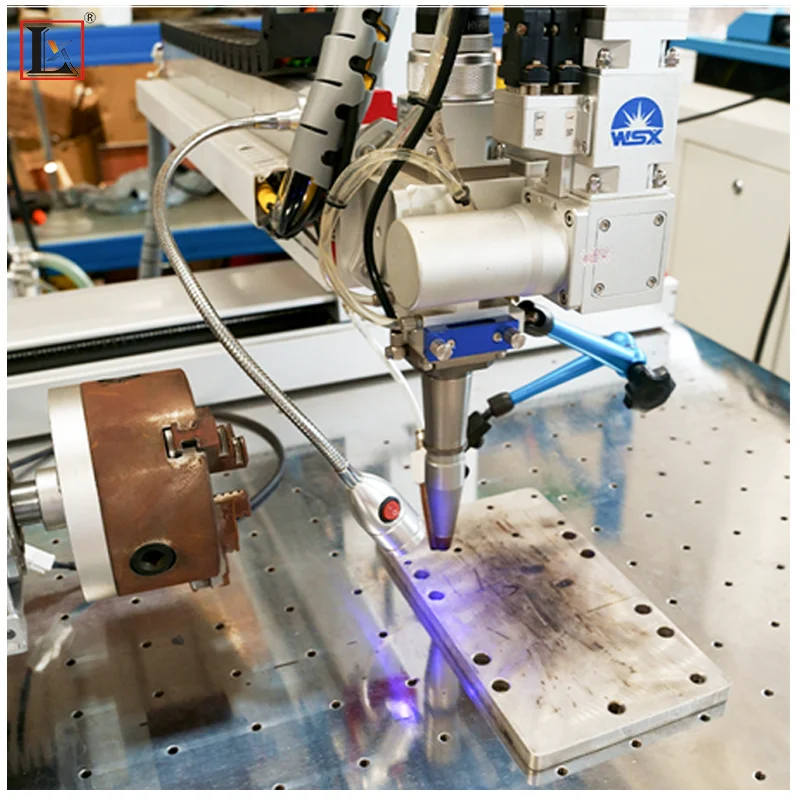 New product 1000W 2000W 3 axis 4 axis 5 axis  fully automatic metal steel platform cnc fiber laser welding machine