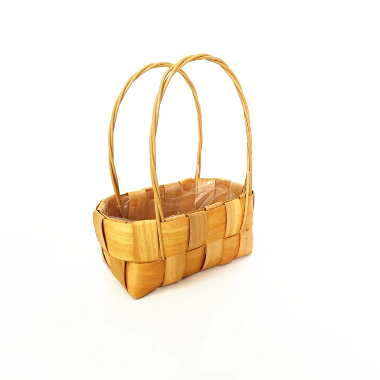 Hot Sale Universal Large White Handmade Round Gift Basket With Handle Flowers Fruit Bread Picnic Gift Storage Basket