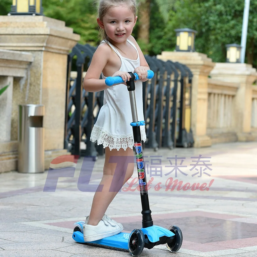 High quality new maxi unfoldable kick scooter for kids best toy