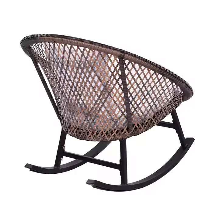 New design indoor / outdoor PE rattan rocking chair garden modern round chair