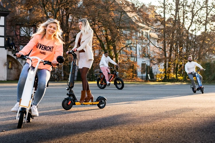 Free Shipping High Quality Durable Self-balancing Fast Cheap Adult Electric Scooters