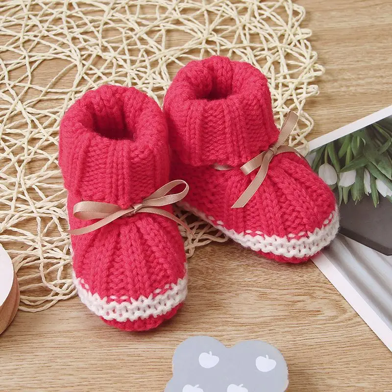 
Mimixiong Wholesale Knitted 100% Acrylic Soft Baby Toddler Shoes For Kids Hot Sale Cute Style Winter Warm Children Baby Shoes 