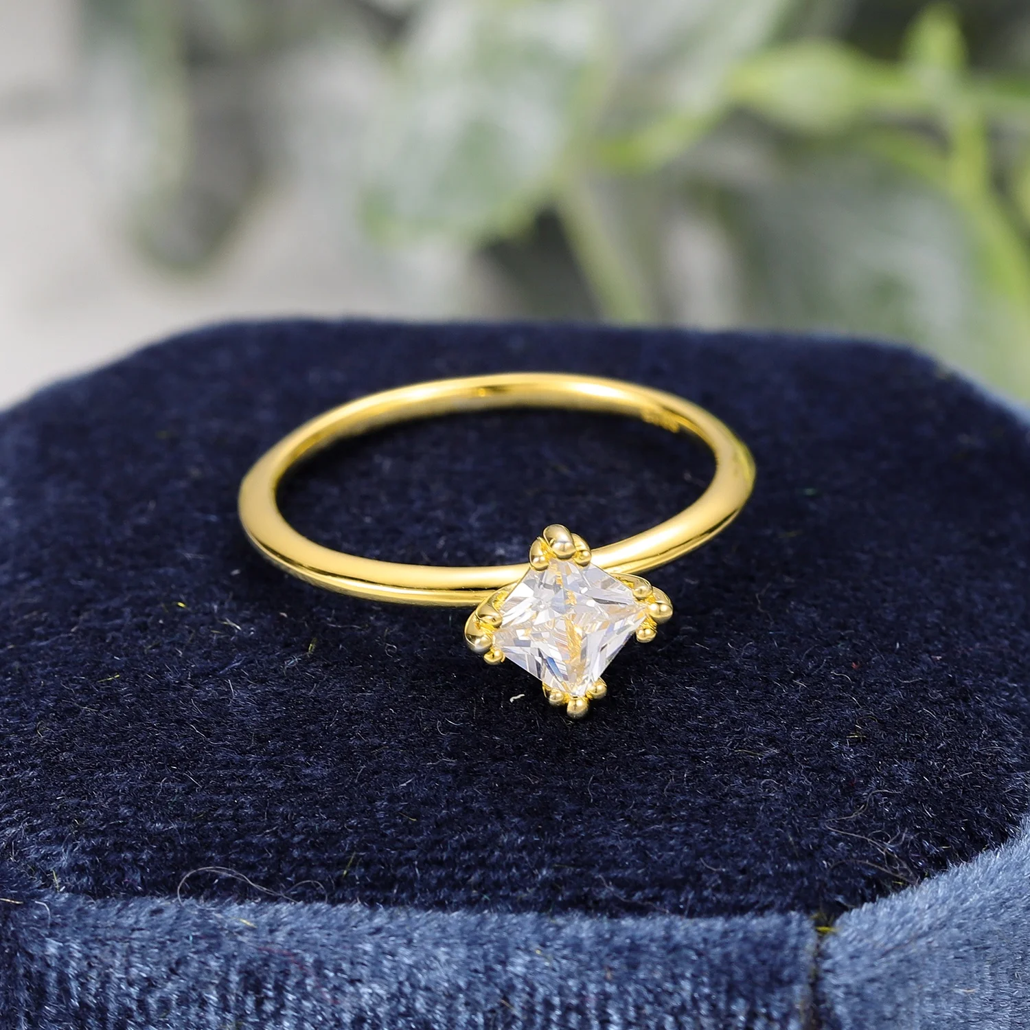 Minimalist Solitaire Princess Cut 5x5MM D VVS Moissanite Diamond Ring 10K 14K 18K Gold Engagement Rings for Ladies