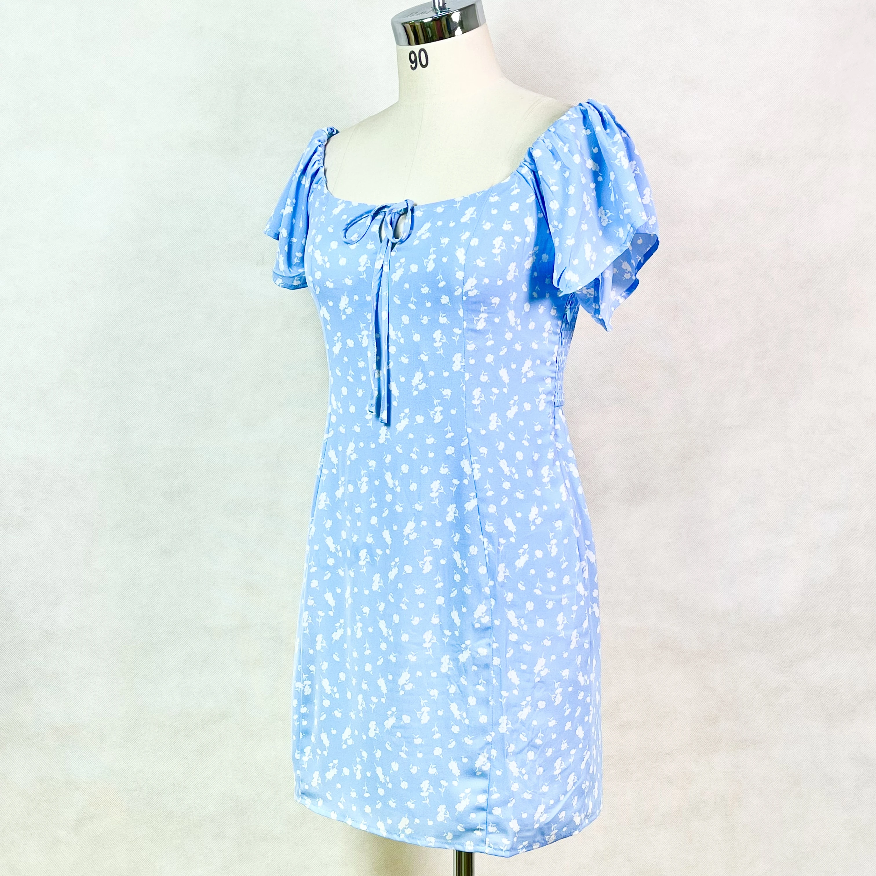 Low MOQ Stock Goods Ready to Ship Ruffled Short Sleeve Floral Print Chiffon Beach Dresses Casual Mini Party Dress